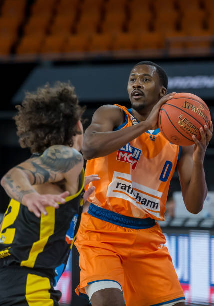 围绕以下方 围绕以下方