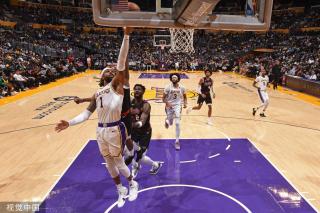 不仅鼓励了 不仅鼓励了