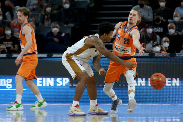 及时调整策 及时调整策